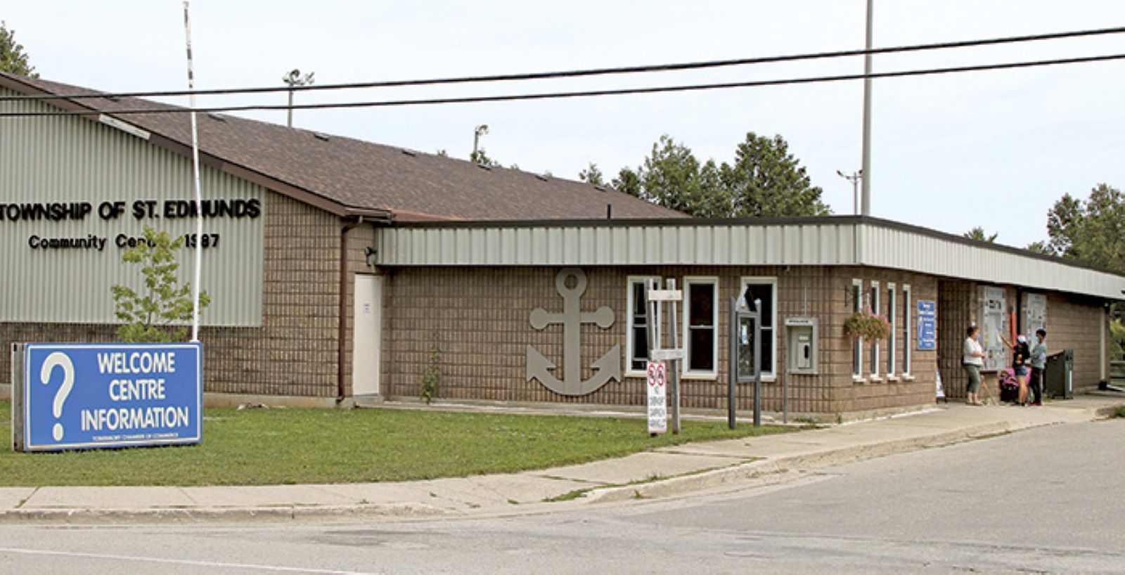 Photograph of the Tobermory Community Centre